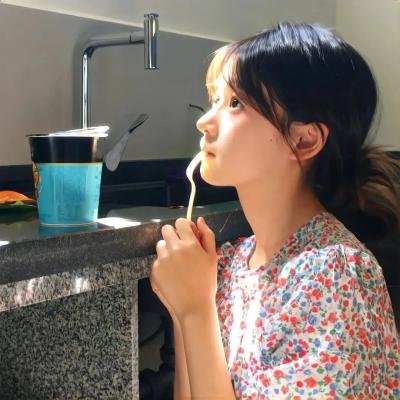 再无一眼入君心